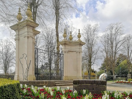 Rugby's remembrance service and parade takes place at the War Memorial gates on Sunday 12 November. (Photo courtesy of Veronika Beckova).